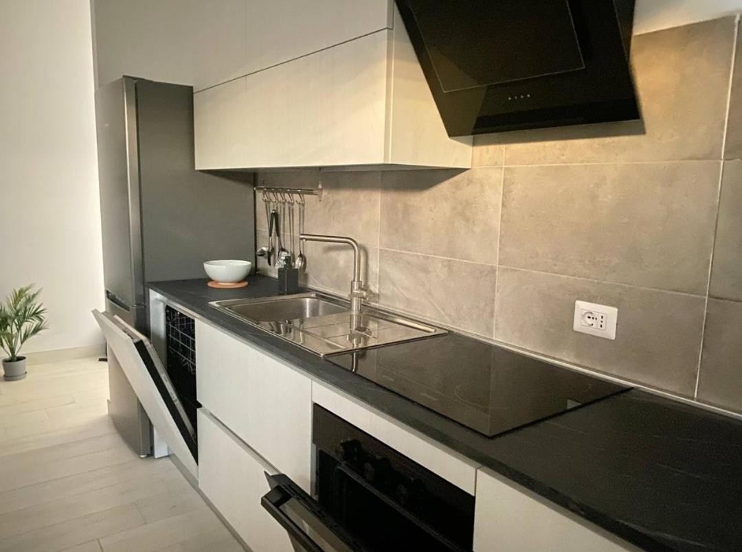 Shining House In Milan Apartment Ngoại thất bức ảnh